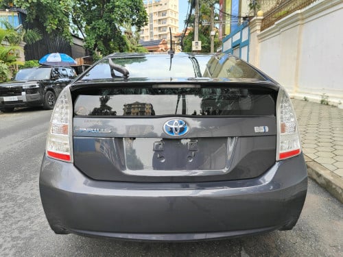 Prius 011 Options 4 ម៉ាញេJBLអេក្រង់ធំ ពូកស្បែកហ្សុីន កង់ស្អាតទាំង៤
