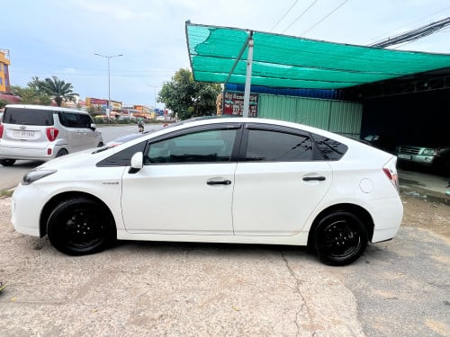 Prius 012 options 4🥇