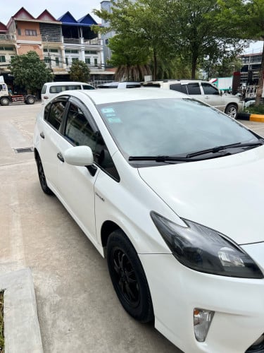 Prius 012 options 4🥇