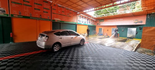 Prius 04   ហ្វូលអប់សិន ម្ចាសដើមចង់លក់