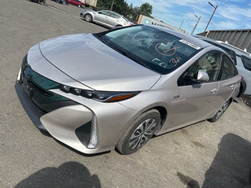 Prius prime ឆ្នាំ2020 - លក់បន្ទាន់19+ $
