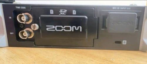 Recorder field Zoom F4