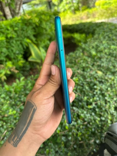 Redmi 9 Ram4+2 128g ស្នុំសុីន global លក់35$ដាច់