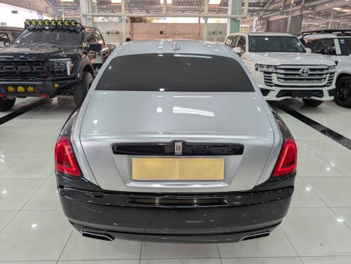 Roll Royce Ghost 2011