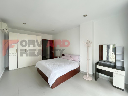 RUSSIAN MARKET 2BR| 2BATH| FULLY FURNISHED| GYM-D