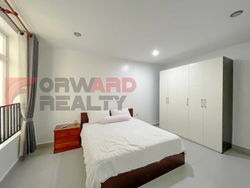 RUSSIAN MARKET 2BR| 2BATH| FULLY FURNISHED| GYM-D