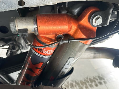 Sale Ford Raptor F-150 ឆ្នាំ​2020​ Fulloption ម្ចាស់​ដើម​ទិញ​ថ្មី​ខ្លាញ់​គោ