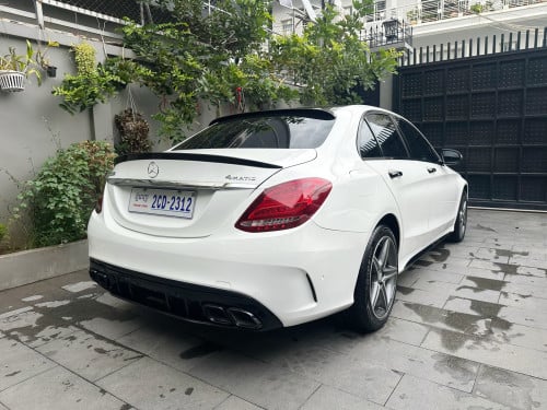 Sale Mercedes Benz C300 up C63 Fulloption 4មុឺនម៉ៃហ្សុីន​