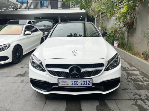 Sale Mercedes Benz C300 up C63 Fulloption 4មុឺនម៉ៃហ្សុីន​
