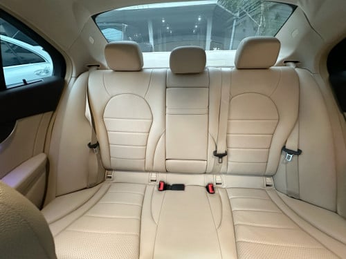 Sale Mercedes Benz C300 up C63 Fulloption 4មុឺនម៉ៃហ្សុីន​