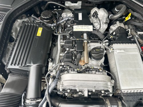 Sale Mercedes Benz C300 up C63 Fulloption 4មុឺនម៉ៃហ្សុីន​