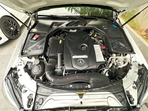 Sale Mercedes Benz C300 up C63 Fulloption 4មុឺនម៉ៃហ្សុីន​