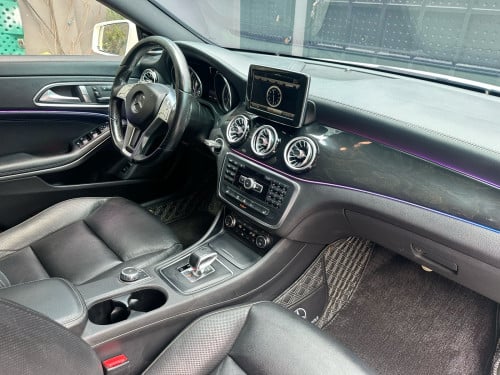 Sale Mercedes Benz CLA45 AMG Fulloption ក្រដាស​ពន្ធ​