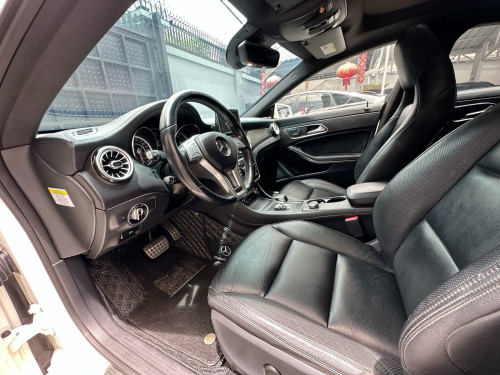 Sale Mercedes Benz CLA45 AMG Fulloption ក្រដាស​ពន្ធ​