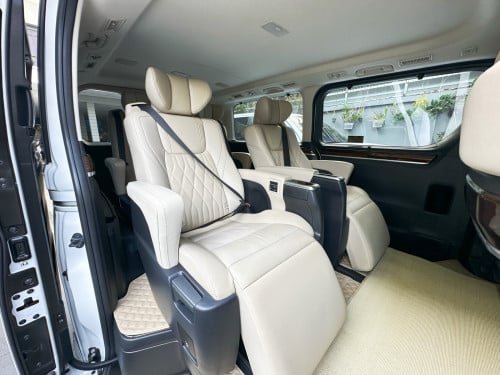 Sale Toyota Granvia 2020​Fulloption ម្ចាស់​ដើម​ទិញ​ថ្មី​ខ្លាញ់​គោ