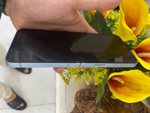 Samsung Galaxy Flip 6