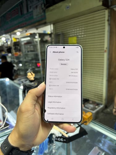 Samsung S24តូច 256G Ram8G Sim2 eSIM ម៉ាសុីនអេក្រង់ស្រុីន ជាំតិច ស្ទើរសំបក