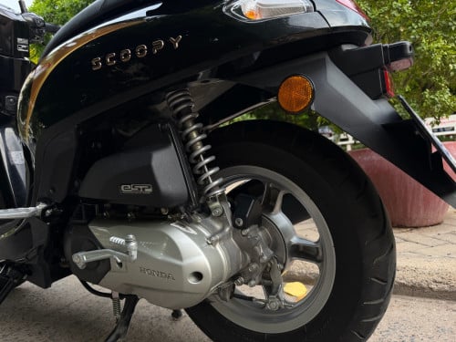 Scoopy 025