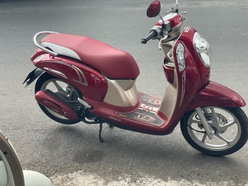 Scoopy014 ម៉ាសុីនតាន់មានឯកសារត្រឹមត្រូវ
