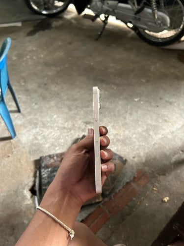 Sell I phone 14 plus ពណ៌ផ្ទៃមេឃ