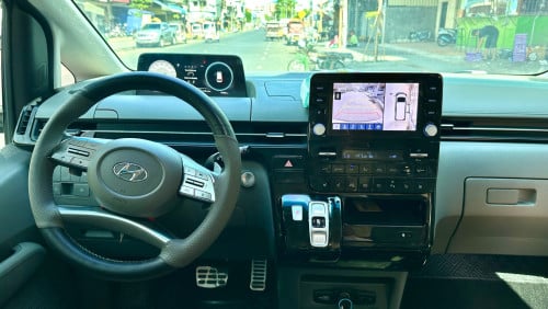 STARIA 2022 Full ( 34500$ )