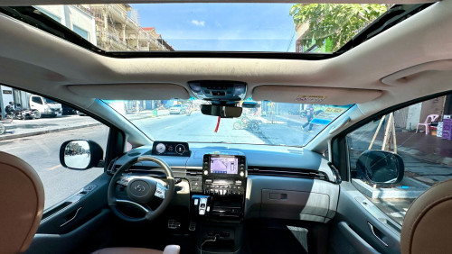 STARIA 2022 Full ( 34500$ )