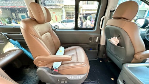 STARIA 2022 Full ( 34500$ )