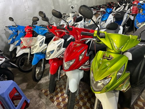 Suzuki nex year 2013 មានពន្ធ