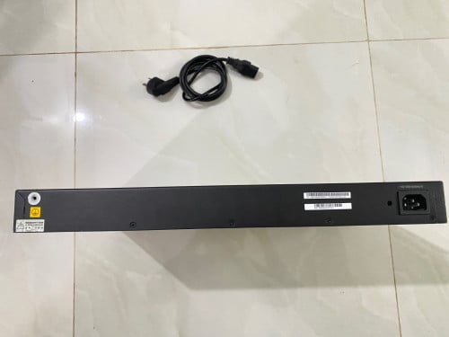Switch Model: S5720S-28P-PWR-LI-AC (enterprise series) ធានាជូន 3ខែពេញបងៗ❤️ លក់80$