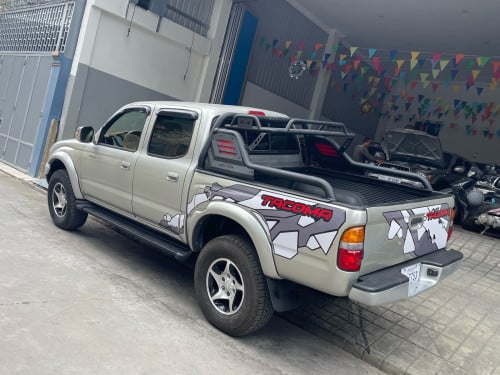 Tacoma ឆ្នាំ01 V6 ប៉ុង2 អូតូកាប់ពីតាស់
