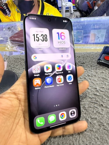 Tecno Camon50 Ram8G Memory256G ក្រុមហ៊ុនសុីមពីរ មានឆ្នាំងសាក