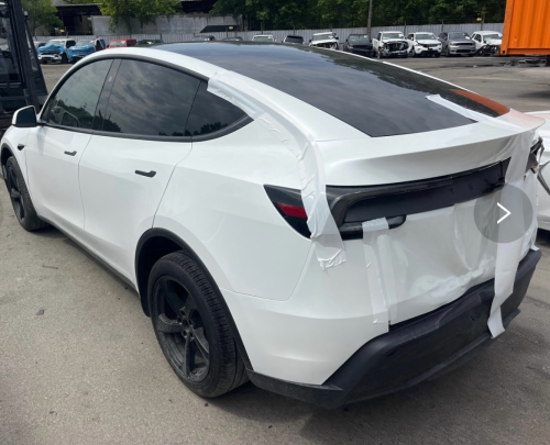 Tesla model Y 2026 long rang