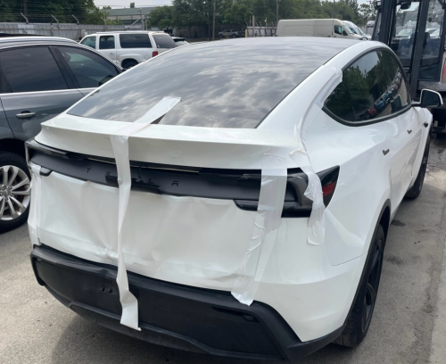 Tesla model Y 2026 long rang