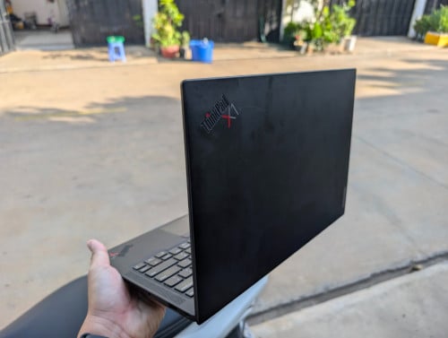 ThinkPad X1 Carbon Gen 9