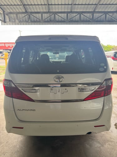 TOYOTA ALPHARD