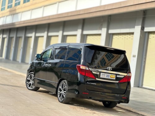 TOYOTA ALPHARD 2012 UPDATE 2017 VVIP FULL OPTION