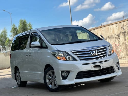 TOYOTA ALPHARD 2012 VVIP AUTO