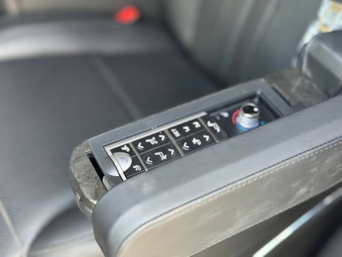 TOYOTA ALPHARD 2012 VVIP AUTO