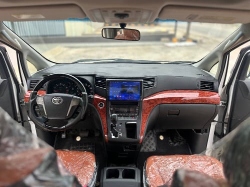 TOYOTA ALPHARD 2012 VVIP FULL OPTION