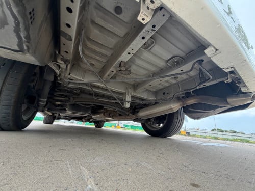 Toyota Alphard 2013 Auto3 កែឆ្វេងហ្សុីន( ក្រដាសពន្ធថ្មី )