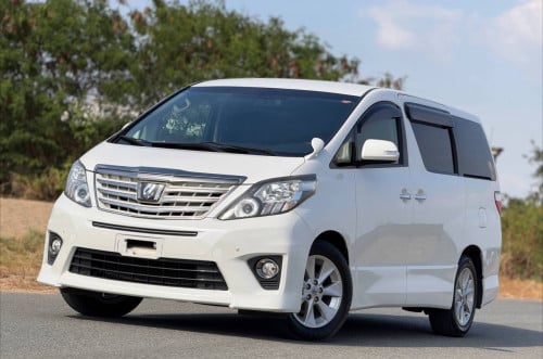 TOYOTA ALPHARD 2013 FULL 3DOOR AUTO