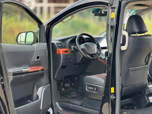 TOYOTA ALPHARD 2015 VVIP FULL 3DOOR AUTO