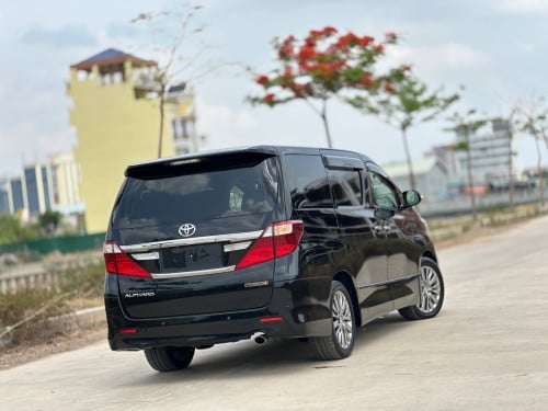 TOYOTA ALPHARD 2015 VVIP FULL 3DOOR AUTO