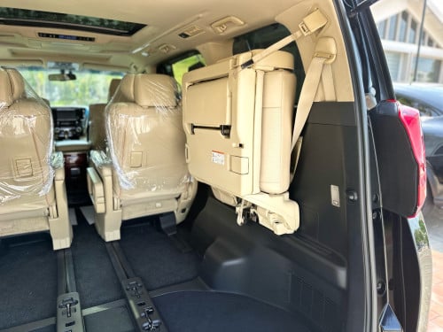 Toyota Alphard 2016 Russia Full Option