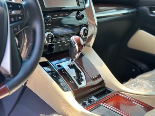 Toyota Alphard 2016 Russia Full Option