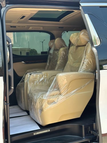 Toyota Alphard 2016 Russia Full Option