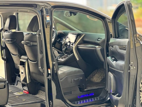 TOYOTA ALPHARD 2016 UP TO LEXUS LM 350