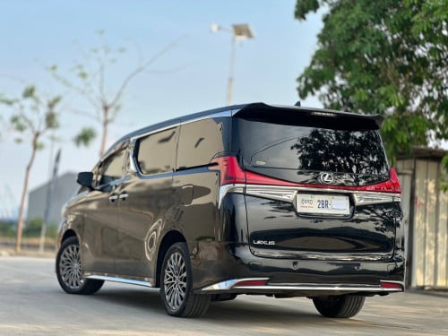 TOYOTA ALPHARD 2016 UPDATE LM 350H EXECUTIVE LOUNGE