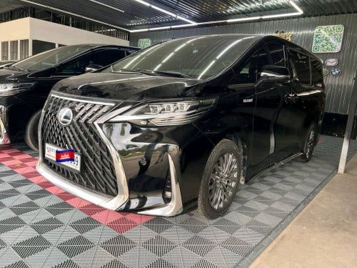 Toyota ALPHARD 2017VIP full option Royal Lounge UP Lexus LM350