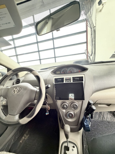 Toyota Belta 2009 Silver for sale